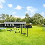 בית נופש Vilhelm - 10km From The Sea By Interhome